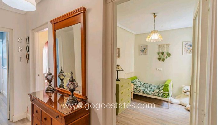 Te koop - Huis - Halfvrijstaande woning - Santa Pola - Gran Alacant