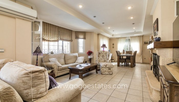 Revente - Maison - Villa Individuelle - Almoradi - Almoradi Centro