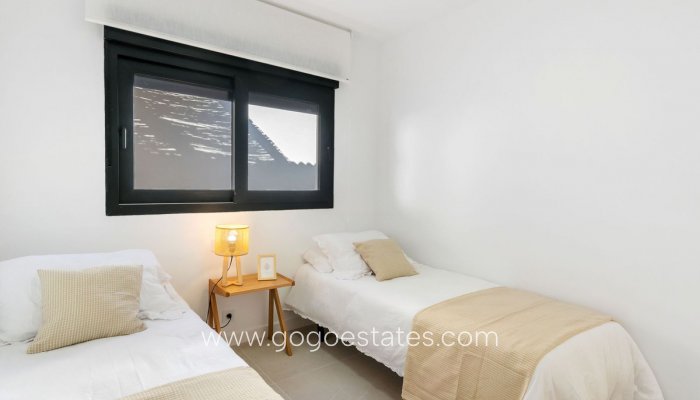 Te koop - Huis - Vrijstaande Villa - Torrevieja - Torrevieja Centro