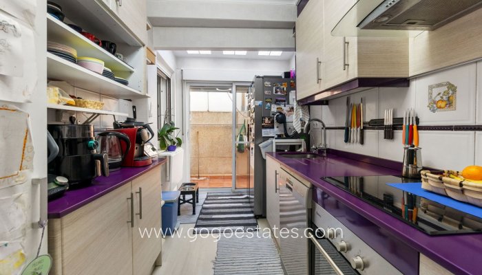 Te koop - Huis - Stadswoning - Torrevieja - Torrevieja Centro