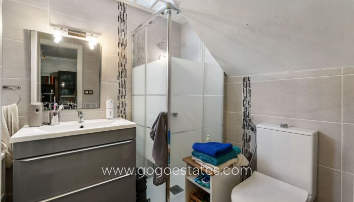 Te koop - Huis - Stadswoning - Torrevieja - Torrevieja Centro