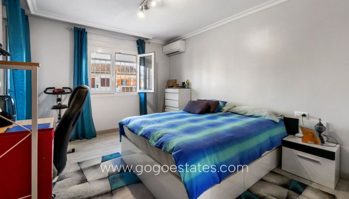 Te koop - Huis - Stadswoning - Torrevieja - Torrevieja Centro