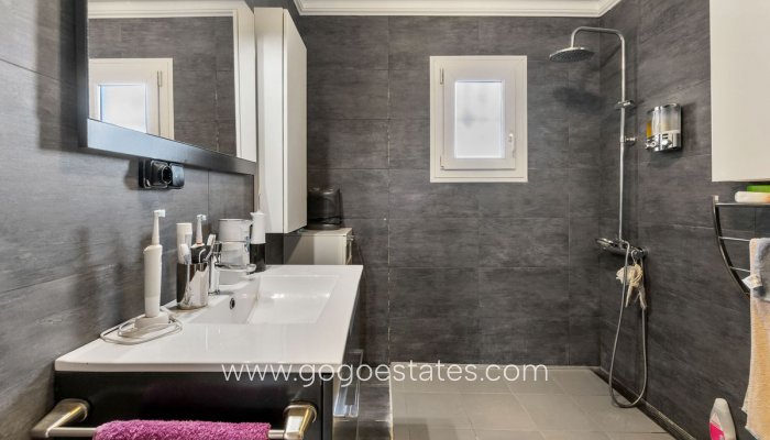 Te koop - Huis - Stadswoning - Torrevieja - Torrevieja Centro