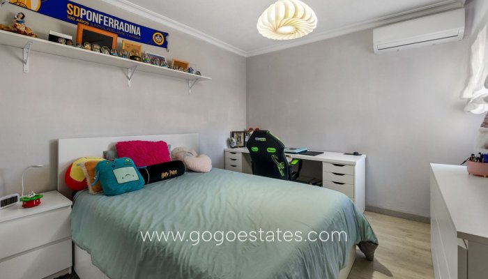 Te koop - Huis - Stadswoning - Torrevieja - Torrevieja Centro