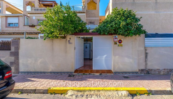 Te koop - Huis - Stadswoning - Torrevieja - Torrevieja Centro