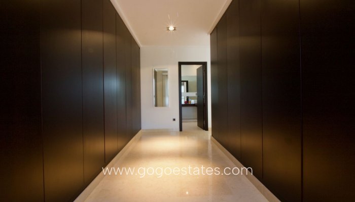 Te koop - Huis - Vrijstaande Villa - Orihuela - Orihuela Costa