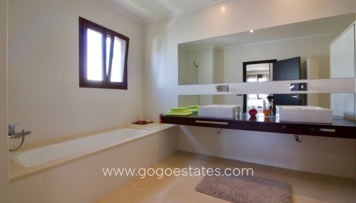 Te koop - Huis - Vrijstaande Villa - Orihuela - Orihuela Costa