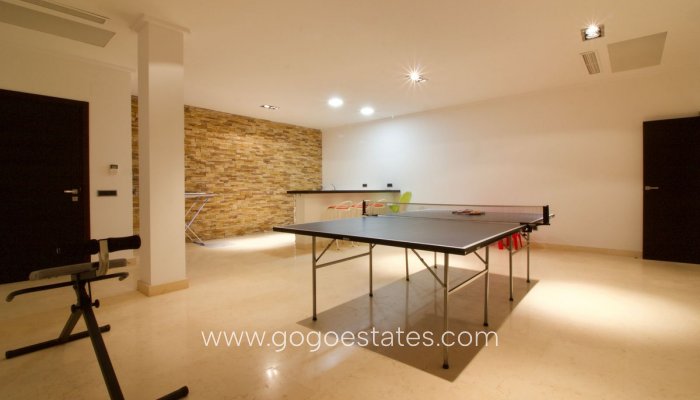 Te koop - Huis - Vrijstaande Villa - Orihuela - Orihuela Costa