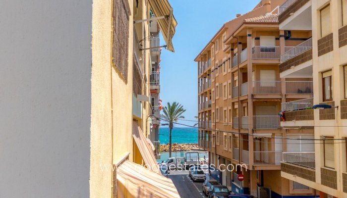 Te koop - Appartement - Appartement op de middelste verdieping - Torrevieja - Torrevieja Centro