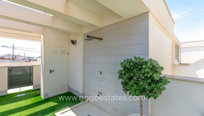 Te koop - Appartement - Appartement op de middelste verdieping - Torrevieja - Torrevieja Centro