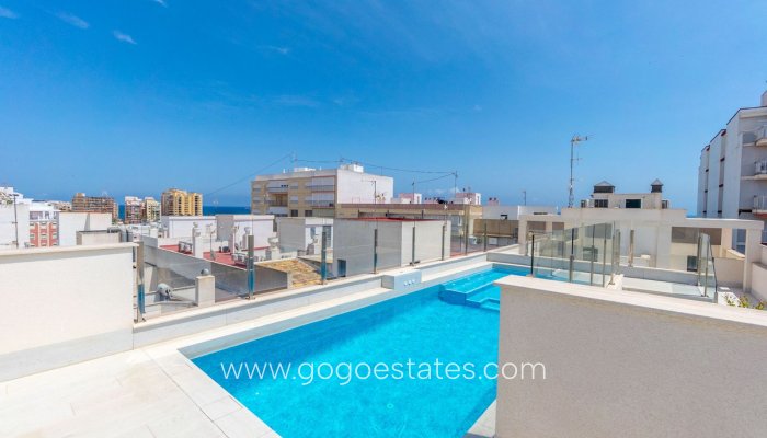 Te koop - Appartement - Appartement op de middelste verdieping - Torrevieja - Torrevieja Centro