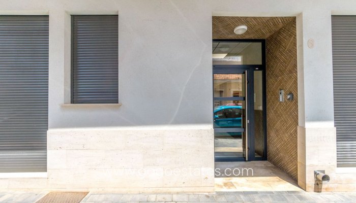 Te koop - Appartement - Appartement op de middelste verdieping - Torrevieja - Torrevieja Centro