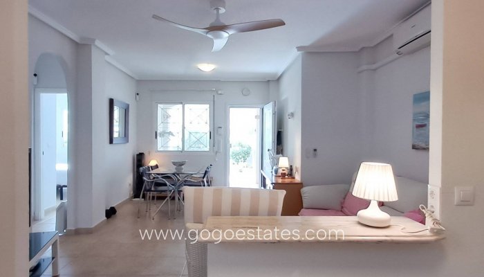 Te koop - Huis - Bungalow - Torrevieja - Torrevieja Centro