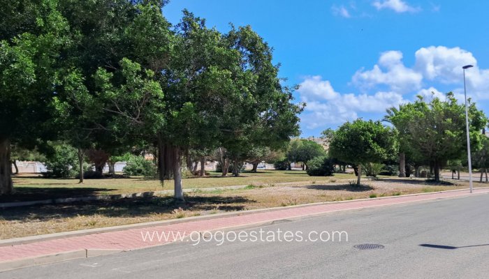 Te koop - Huis - Bungalow - Torrevieja - Torrevieja Centro