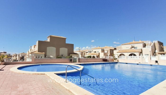Te koop - Huis - Bungalow - Torrevieja - Torrevieja Centro