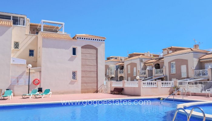 Te koop - Huis - Bungalow - Torrevieja - Torrevieja Centro