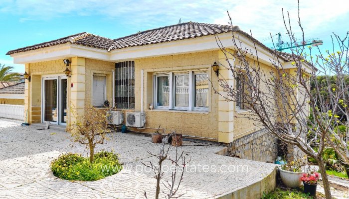 Te koop - Huis - Vrijstaande Villa - Orihuela - Dehesa de Campoamor