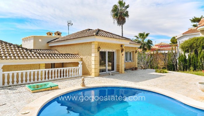 Te koop - Huis - Vrijstaande Villa - Orihuela - Dehesa de Campoamor