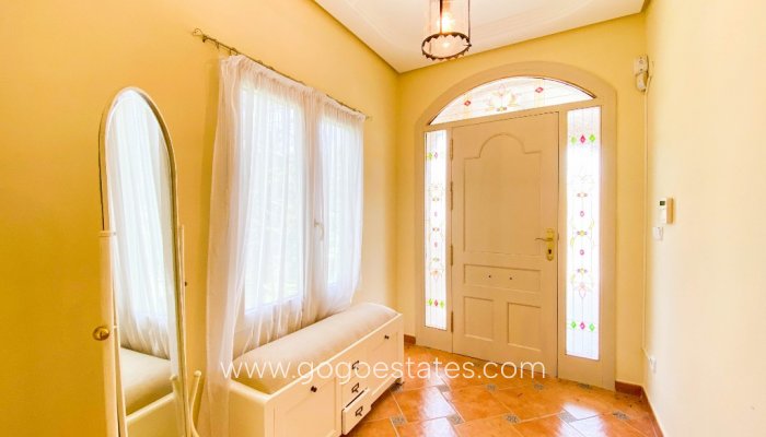 Te koop - Huis - Vrijstaande Villa - Orihuela - Villamartin