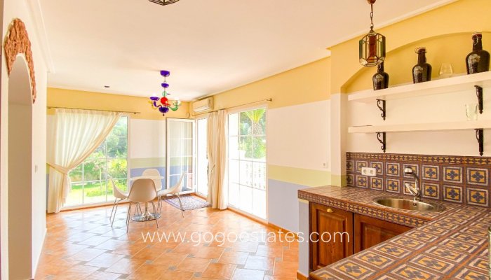 Te koop - Huis - Vrijstaande Villa - Orihuela - Villamartin