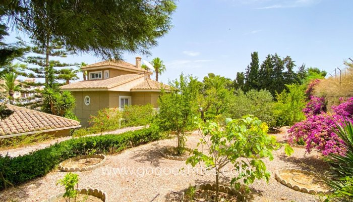 Te koop - Huis - Vrijstaande Villa - Orihuela - Villamartin