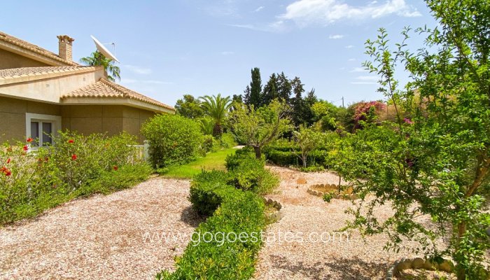 Te koop - Huis - Vrijstaande Villa - Orihuela - Villamartin