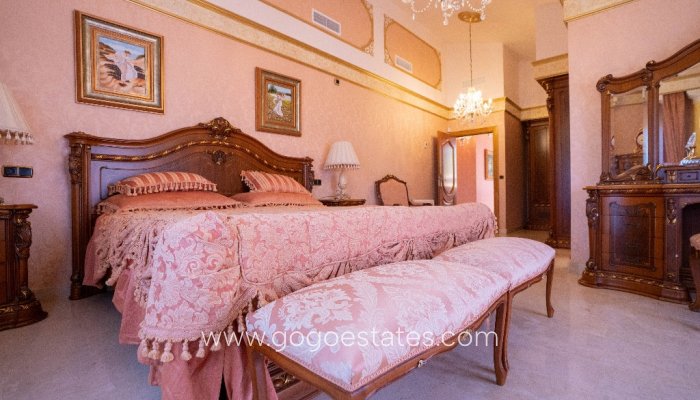 Te koop - Huis - Vrijstaande Villa - Orihuela - Campoamor