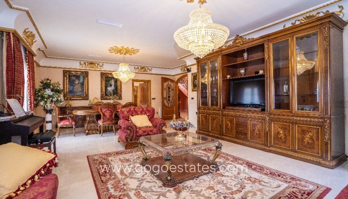 Te koop - Huis - Vrijstaande Villa - Orihuela - Campoamor