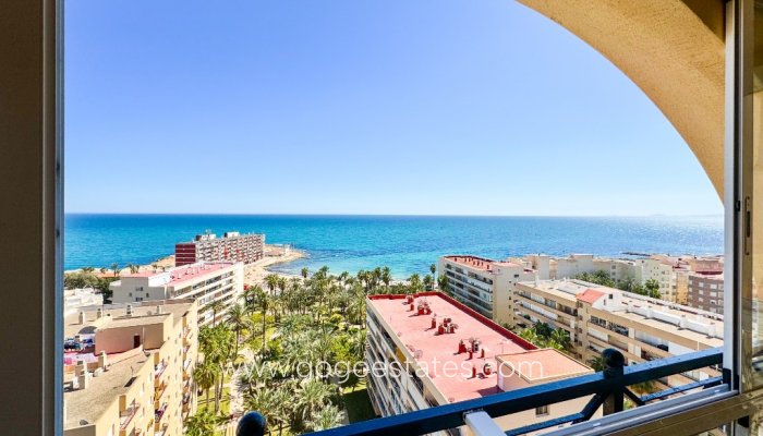 Te koop - Appartement - Appartement op de middelste verdieping - Torrevieja - Torrevieja Centro