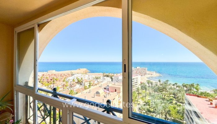 Te koop - Appartement - Appartement op de middelste verdieping - Torrevieja - Torrevieja Centro