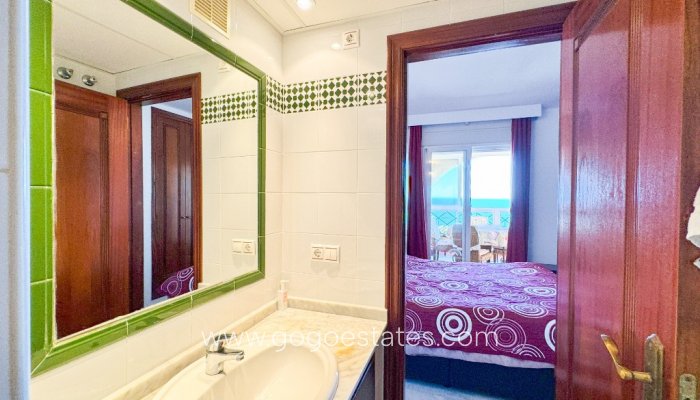 Te koop - Appartement - Appartement op de middelste verdieping - Torrevieja - Torrevieja Centro