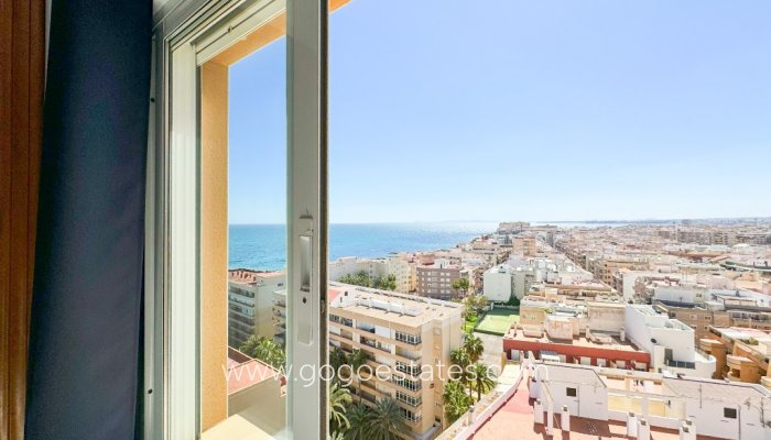 Te koop - Appartement - Appartement op de middelste verdieping - Torrevieja - Torrevieja Centro