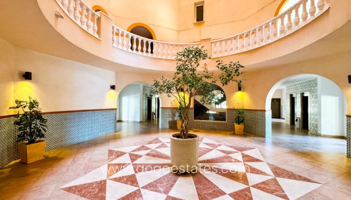 Te koop - Appartement - Appartement op de middelste verdieping - Torrevieja - Torrevieja Centro