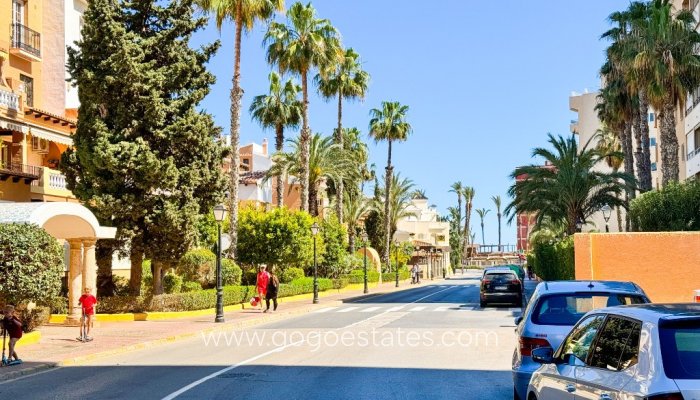 Te koop - Appartement - Appartement op de middelste verdieping - Torrevieja - Torrevieja Centro