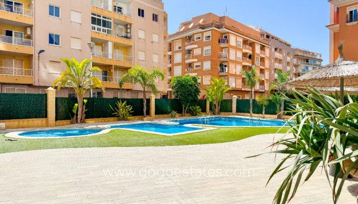 Te koop - Appartement - Appartement op de middelste verdieping - Torrevieja - Torrevieja Centro