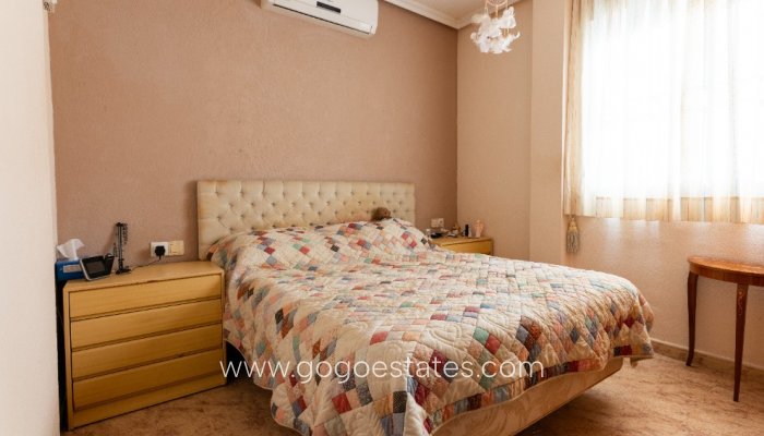 Te koop - Huis - Vrijstaande Villa - Orihuela - Los Altos