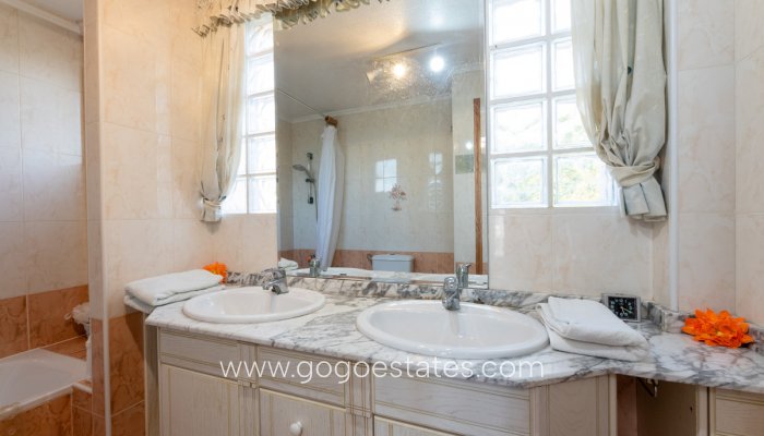 Te koop - Huis - Vrijstaande Villa - Orihuela - Los Altos