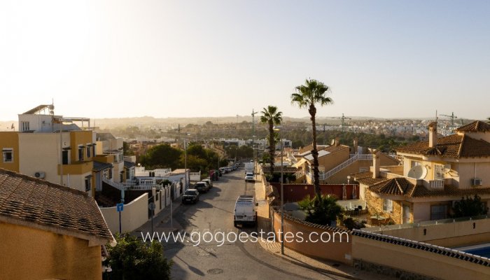 Te koop - Huis - Vrijstaande Villa - Orihuela - Los Altos