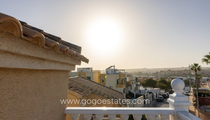 Te koop - Huis - Vrijstaande Villa - Orihuela - Los Altos