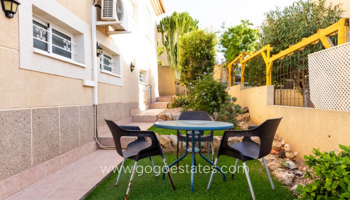 Te koop - Huis - Vrijstaande Villa - Orihuela - Los Altos