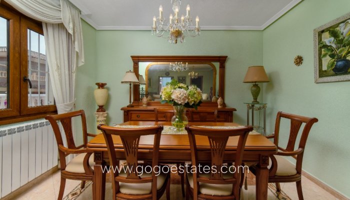 Te koop - Huis - Vrijstaande Villa - Orihuela - Los Altos