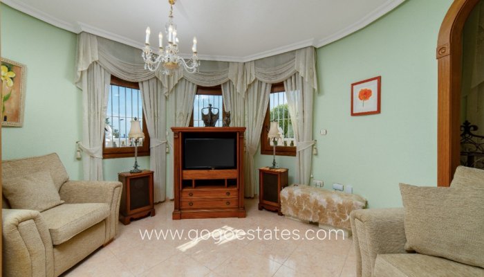 Te koop - Huis - Vrijstaande Villa - Orihuela - Los Altos