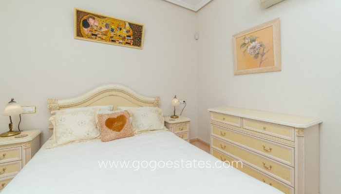 Te koop - Huis - Vrijstaande Villa - Orihuela - Los Altos