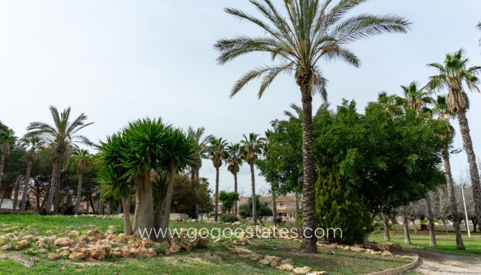 Te koop - Huis - Vrijstaande Villa - Orihuela - Los Altos