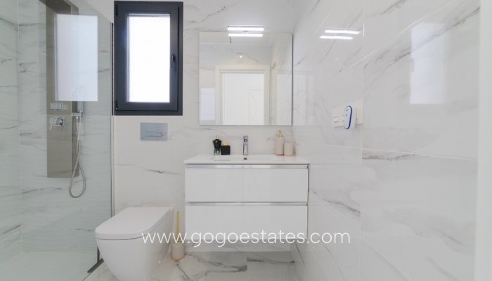 Revente - Maison - Villa Individuelle - Torrevieja - Torrevieja Centro