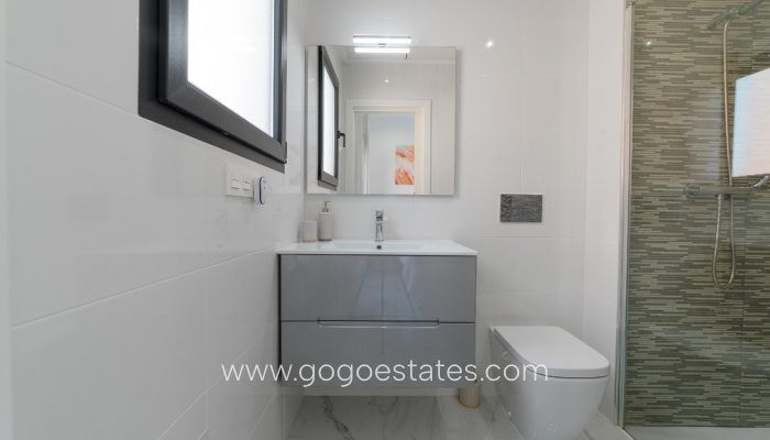 Revente - Maison - Villa Individuelle - Torrevieja - Torrevieja Centro