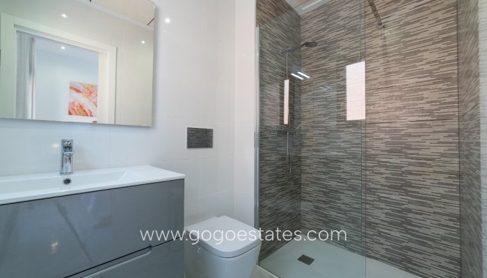 Revente - Maison - Villa Individuelle - Torrevieja - Torrevieja Centro