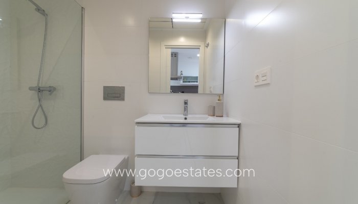 Revente - Maison - Villa Individuelle - Torrevieja - Torrevieja Centro