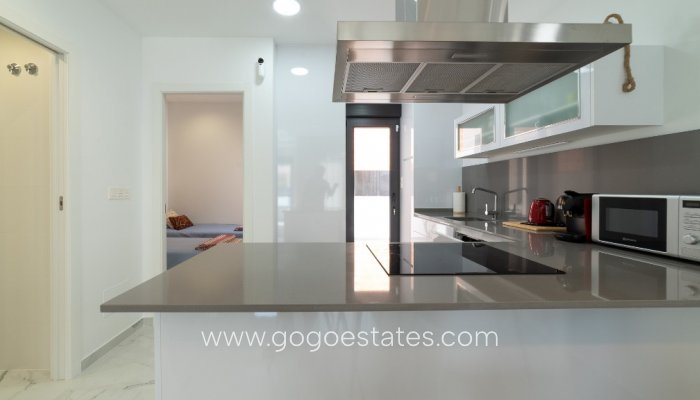 Revente - Maison - Villa Individuelle - Torrevieja - Torrevieja Centro