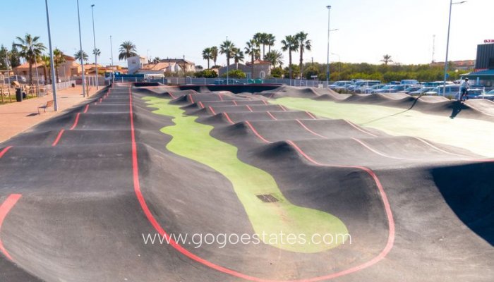 Revente - Maison - Villa Individuelle - Torrevieja - Torrevieja Centro